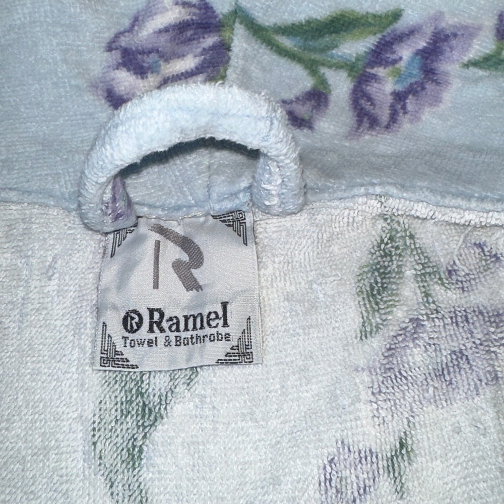 Floral Turkish terry cotton BathRobe - Picture 5 of 11